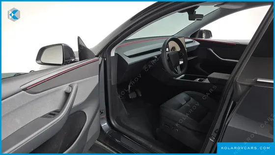 TESLA MODEL Y RWD
