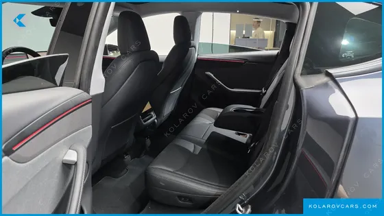 TESLA MODEL Y RWD