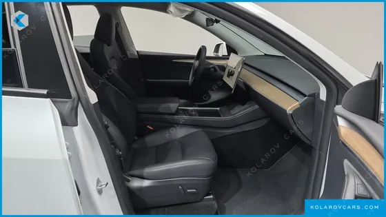 TESLA MODEL Y RWD