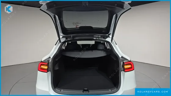 TESLA MODEL Y RWD