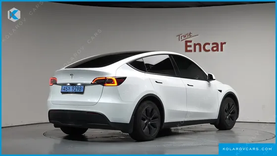 TESLA MODEL Y RWD