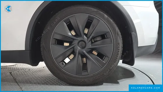 TESLA MODEL Y RWD