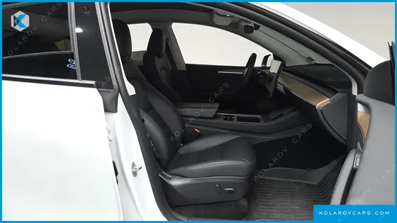 TESLA MODEL Y RWD