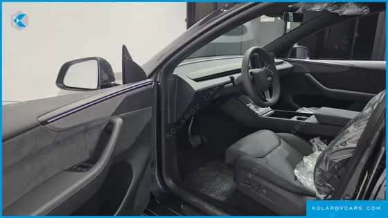 TESLA MODEL Y L LONG RANGE AWD