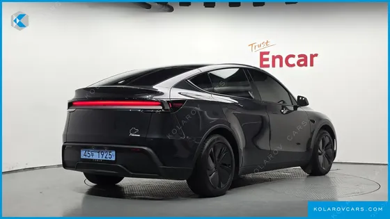TESLA MODEL Y RWD