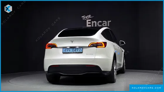 TESLA MODEL Y LONG RANGE AWD