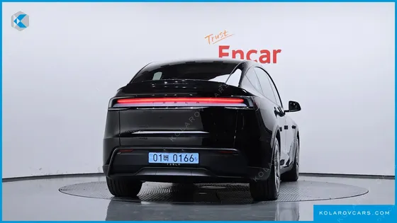 TESLA MODEL Y L LONG RANGE AWD