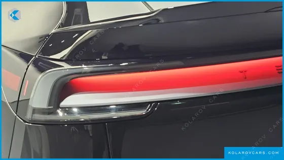 TESLA MODEL Y L LONG RANGE AWD
