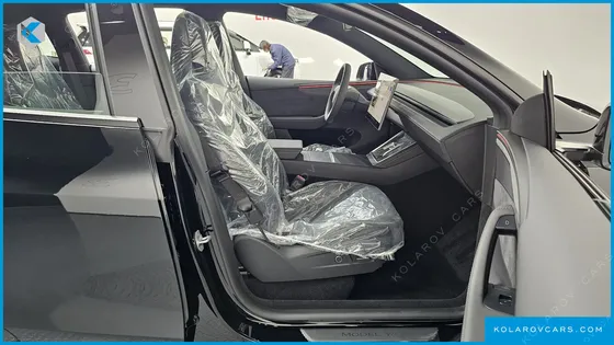 TESLA MODEL Y L LONG RANGE AWD