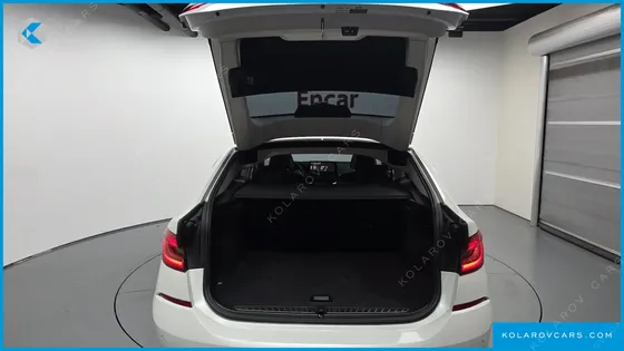 BMW GRAN TURISMO (GT) 620D LUXURY