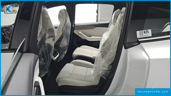 TESLA MODEL Y L LONG RANGE AWD