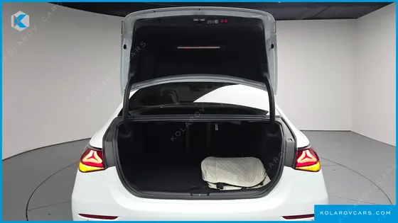 MERCEDES E-CLASS E200 AVANTGARDE