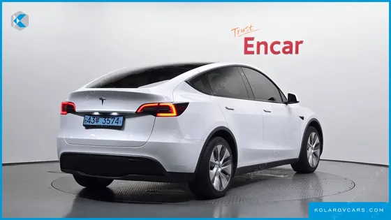 TESLA MODEL Y RWD