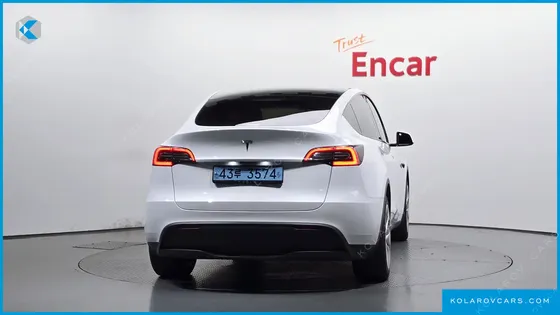 TESLA MODEL Y RWD