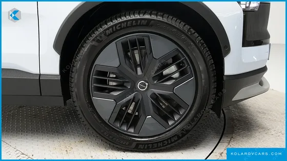VOLVO EX30 PERFORMANCE ULTRA