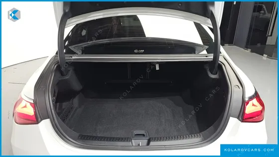 MERCEDES E-CLASS E300 4MATIC AMG LINE
