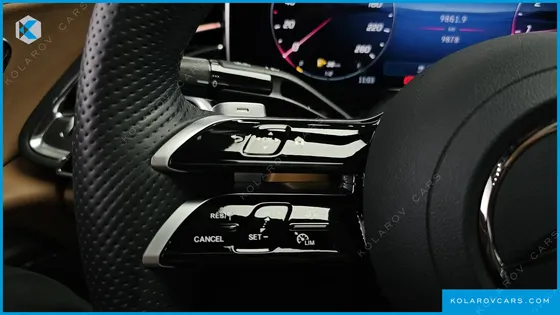 MERCEDES E-CLASS E300 4MATIC AMG LINE