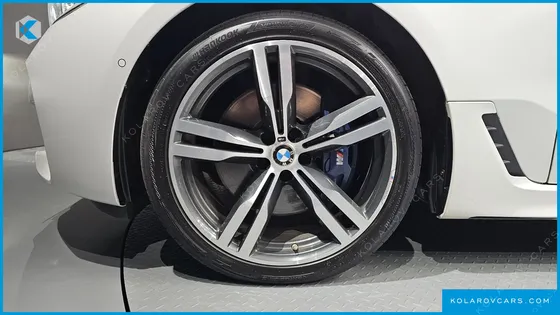 BMW GRAN TURISMO (GT) 640I XDRIVE M SPORT