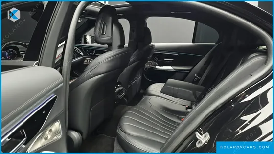 MERCEDES E-CLASS E300 4MATIC EXCLUSIVE