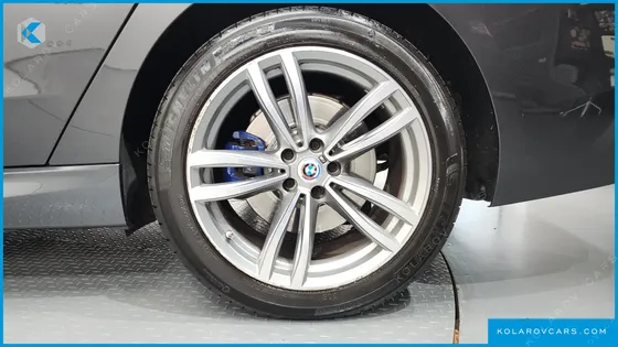 BMW GRAN TURISMO (GT) 630I XDRIVE M SPORT