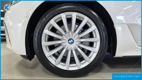 BMW GRAN TURISMO (GT) 630I XDRIVE LUXURY