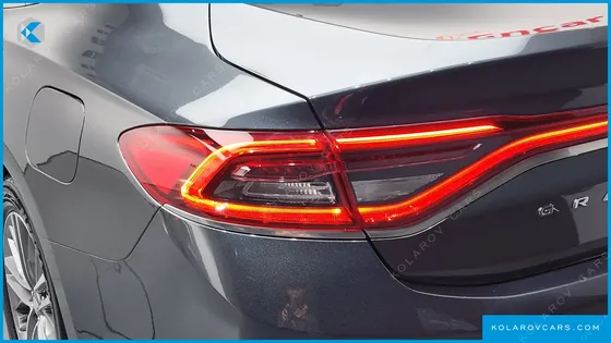 HYUNDAI GRANDEUR 2.4 PREMIUM