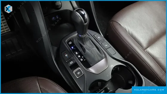 HYUNDAI MAXCRUISE GAS 3.3 4WD
