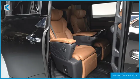 TOYOTA ALPHARD 2.5 HEV EXECUTIVE AWD