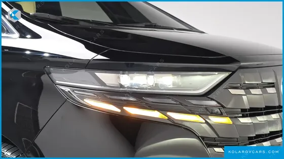 TOYOTA ALPHARD 2.5 HEV EXECUTIVE AWD