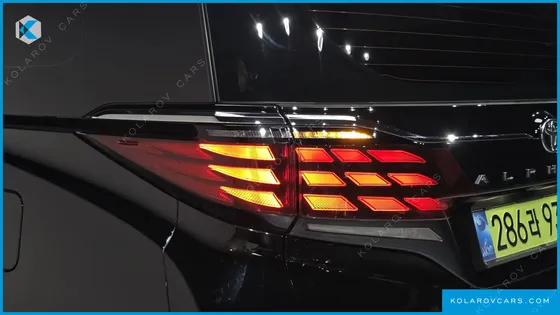 TOYOTA ALPHARD 2.5 HEV EXECUTIVE AWD