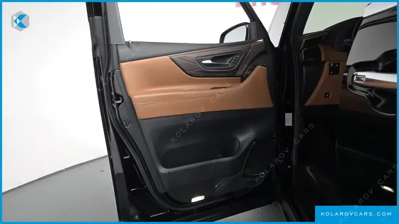 TOYOTA ALPHARD 2.5 HEV EXECUTIVE AWD