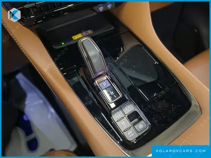 TOYOTA ALPHARD 2.5 HEV EXECUTIVE AWD