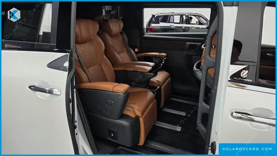 TOYOTA ALPHARD 2.5 HEV EXECUTIVE AWD