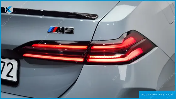 BMW M5 M5 SEDAN