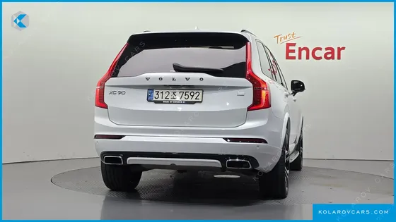 VOLVO XC90 T8 R-DESIGN HYBRID