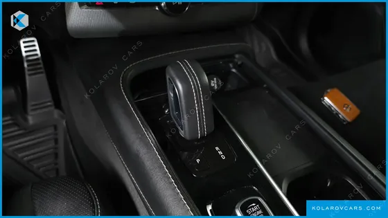 VOLVO XC90 T8 R-DESIGN HYBRID