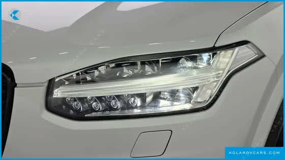 VOLVO XC90 T8 R-DESIGN HYBRID