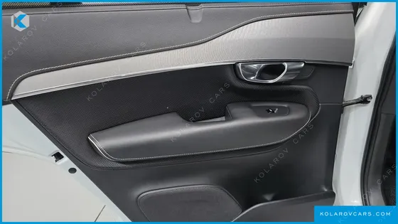 VOLVO XC90 T8 R-DESIGN HYBRID
