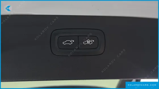 VOLVO XC90 T8 R-DESIGN HYBRID