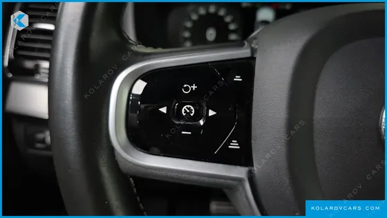 VOLVO XC90 T8 R-DESIGN HYBRID