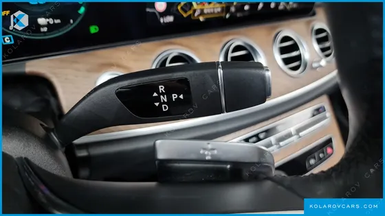 MERCEDES E-CLASS E300E 4MATIC EXCLUSIVE