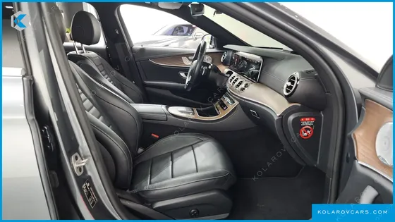 MERCEDES E-CLASS E300E 4MATIC EXCLUSIVE
