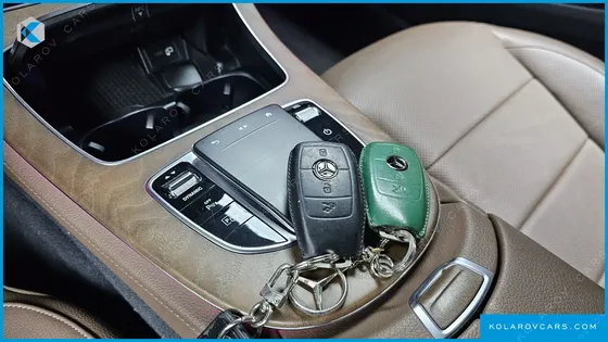 MERCEDES E-CLASS E300E 4MATIC EXCLUSIVE