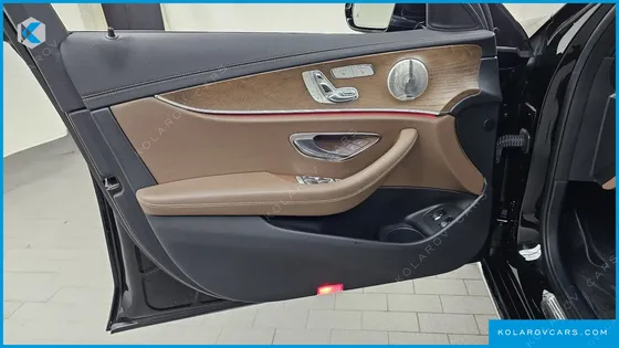 MERCEDES E-CLASS E300E 4MATIC EXCLUSIVE