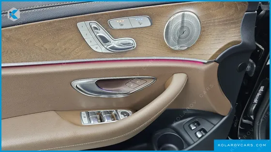 MERCEDES E-CLASS E300E 4MATIC EXCLUSIVE