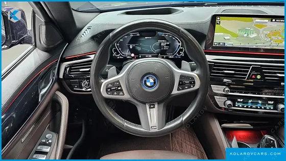 BMW 5 SERIES 530E M SPORT