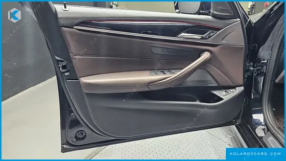 BMW 5 SERIES 530E M SPORT