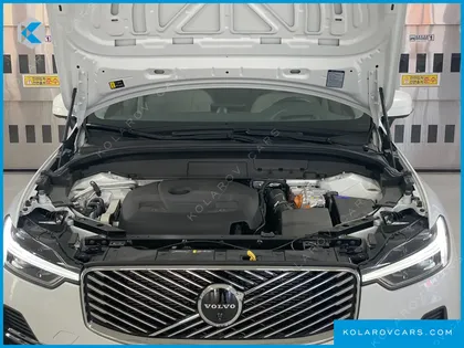 VOLVO XC60 T8 ULTRA BRIGHT