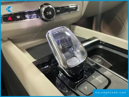 VOLVO XC60 T8 ULTRA BRIGHT