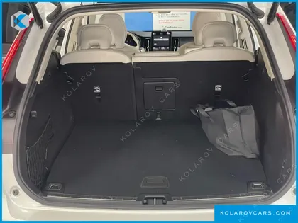 VOLVO XC60 T8 ULTRA BRIGHT